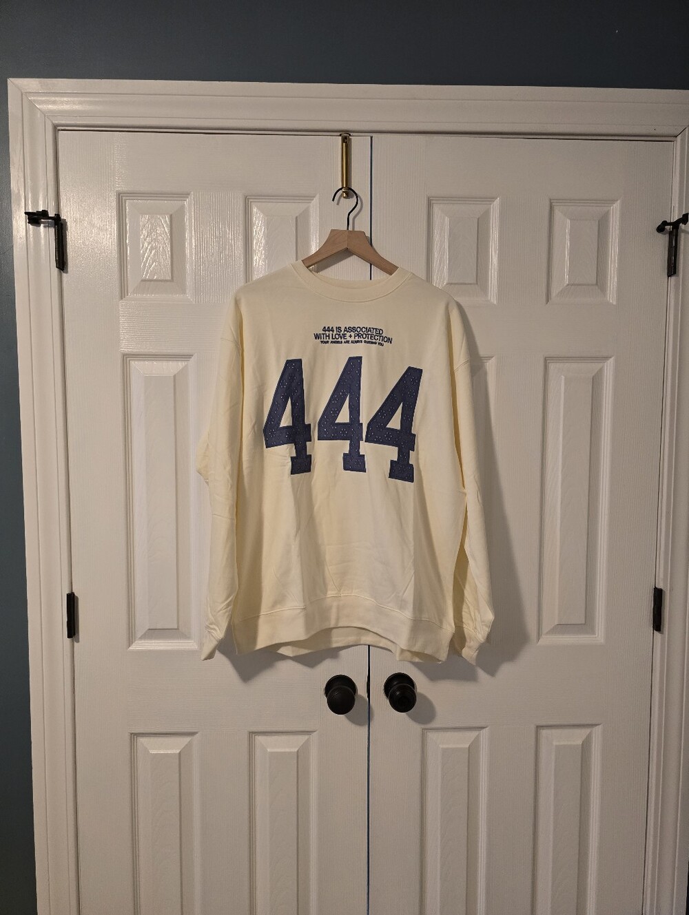 Cream Graphic Pullover Sweatshirt with Navy '444' Print